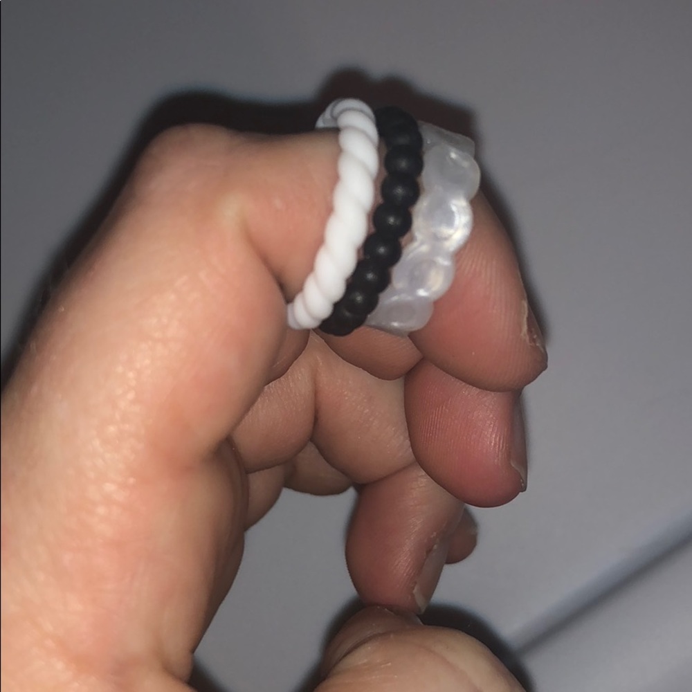 New set of 2 Qalo gray/ blue marble rings size 9 - Picture 3 of 7